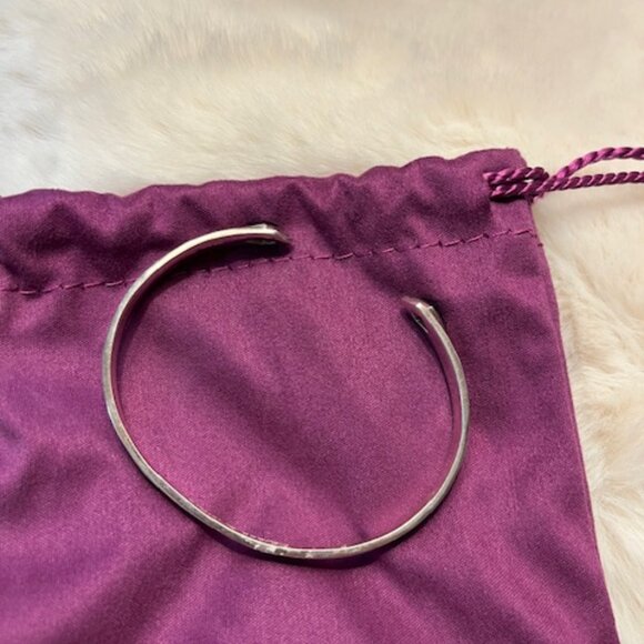 Silpada Sterling Silver - Black Stone Cuff Bracelet - Picture 4 of 5